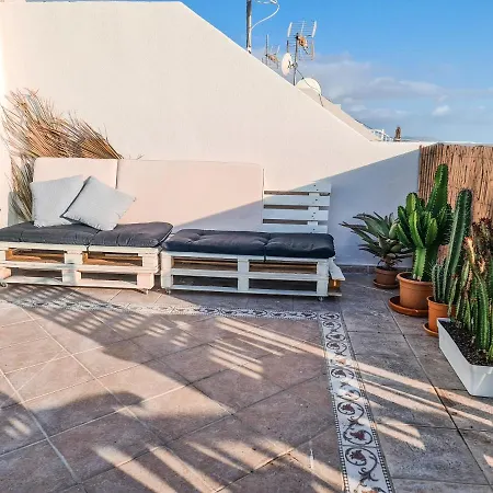 Casa de Férias Oceanview Boutique House, 125 Sqm, Parking, Sunset Rooftop *