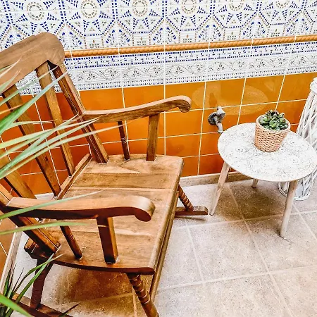Oceanview Boutique House, 125 Sqm, Parking, Sunset Rooftop Casa de Férias *